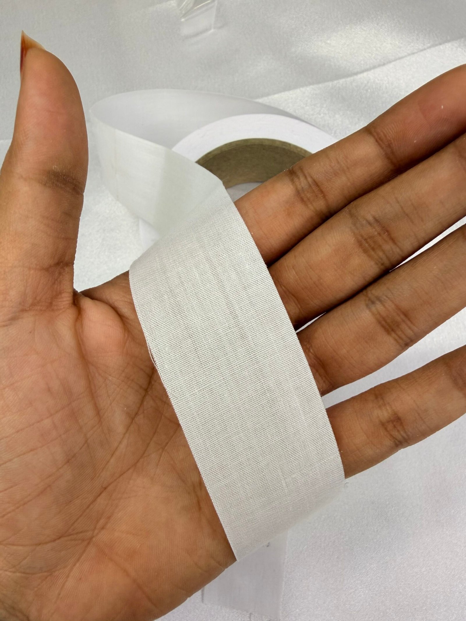 NCL Premium Fusible Interlining Tape 31mm x 20m (Patti canvas roll) thumbnail 3