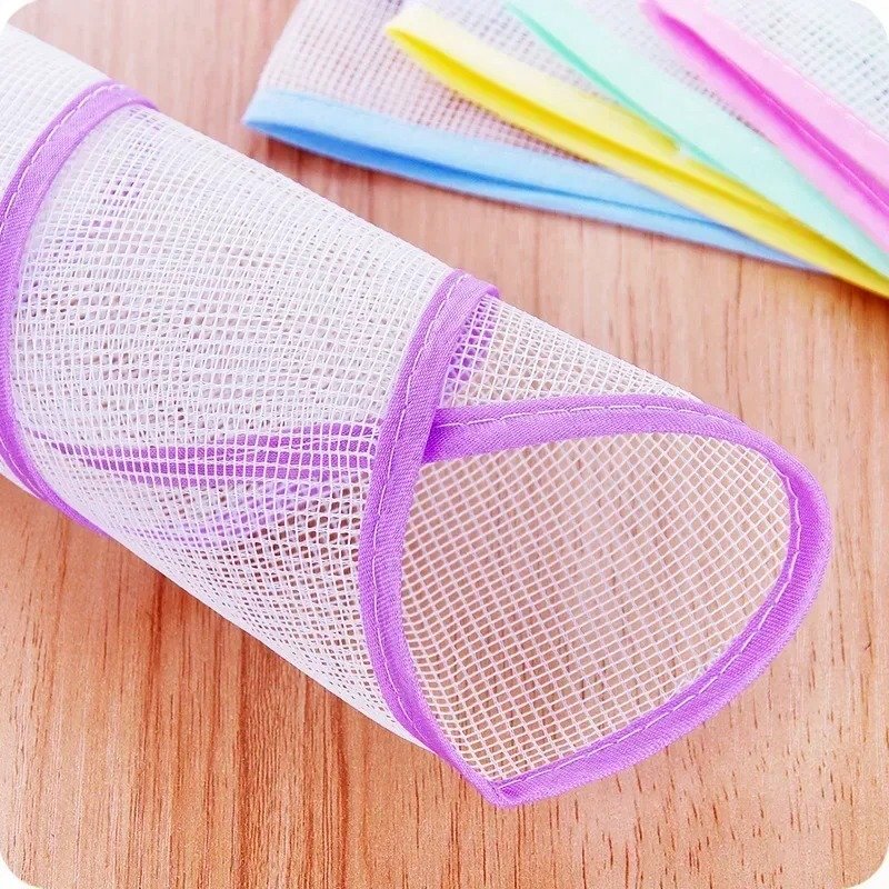 Heat resistant ironing cloth Reusable Mesh Ironing Pressing Cloth - Protect Delicate Fabrics from Heat and Shine thumbnail 2